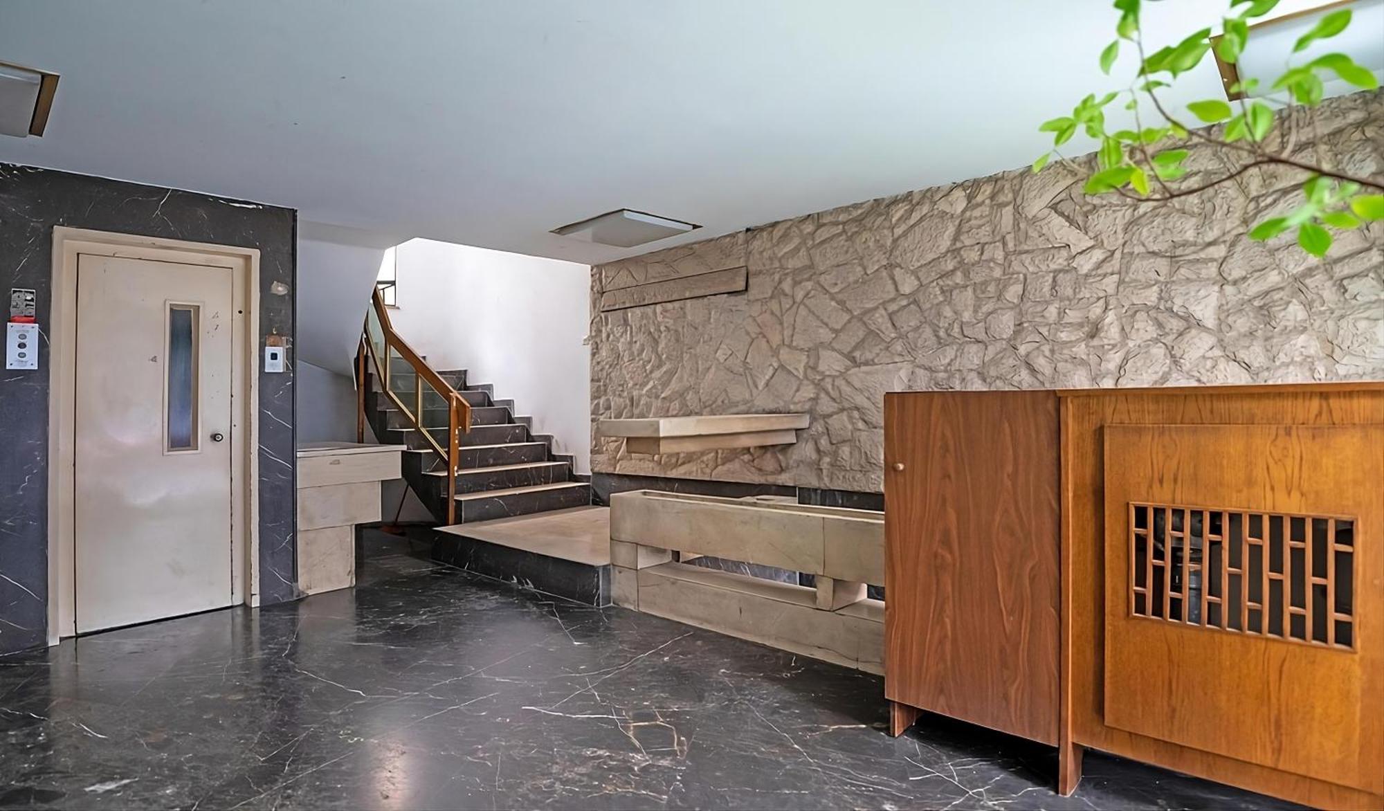 Entire Apt, 3Rd Floor, 1 Bedroom Ateny Zewnętrze zdjęcie
